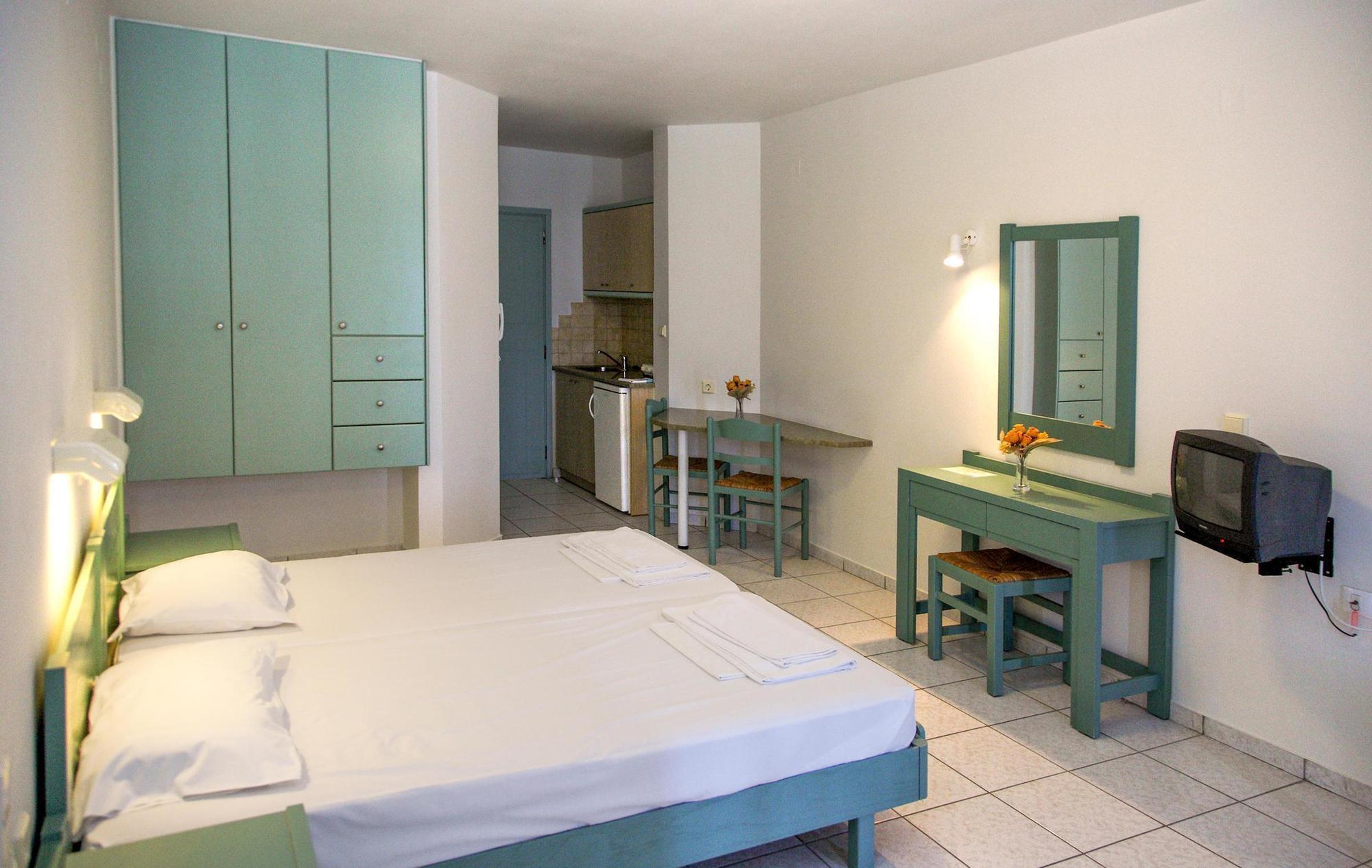 Ostria Lägenhet Rethymno Exteriör bild
